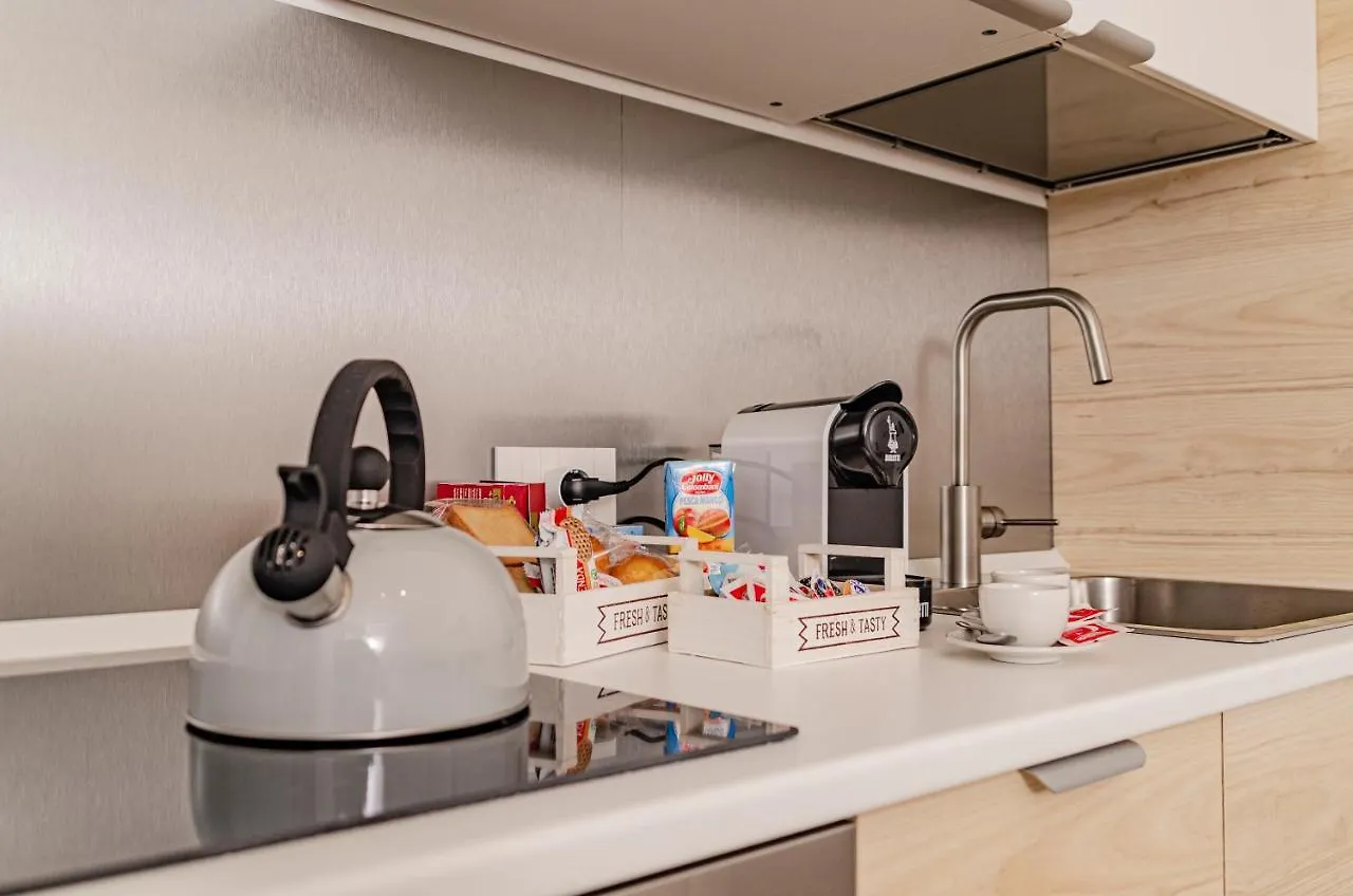Apulialux Design Apartment - Relax, Spa E Free Parking Bari 0*,